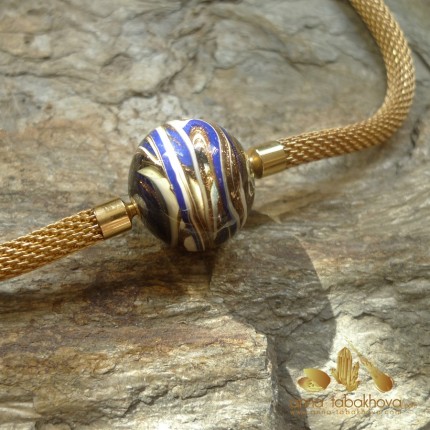 Gold and nightblue Murano Venitian Clasp with a mesh chain (sold separatly)