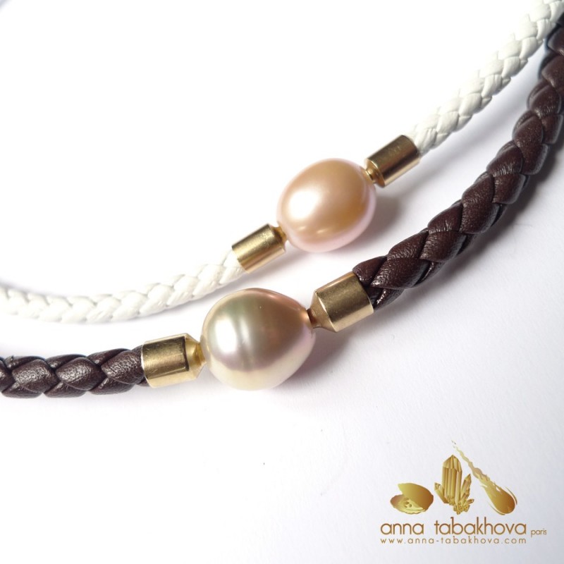 different pink pearl clasps for comparison of size and color 