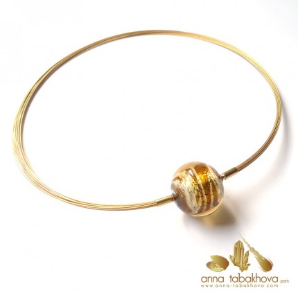 Blue Murano glass Clasp with a gold plated wire necklace (sold separatly) .